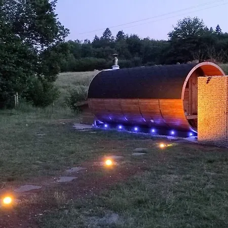 Maison Avec Piscine, Jacuzzi Et Sauna