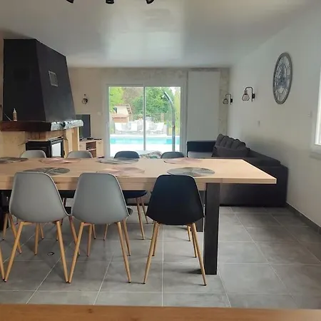 Maison Avec Piscine, Jacuzzi Et Sauna *