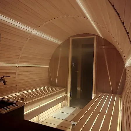 Holiday home Maison Avec Piscine, Jacuzzi Et Sauna