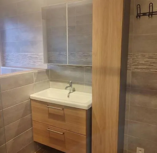 Maison Avec Piscine, Jacuzzi Et Sauna Prázdninový dům *